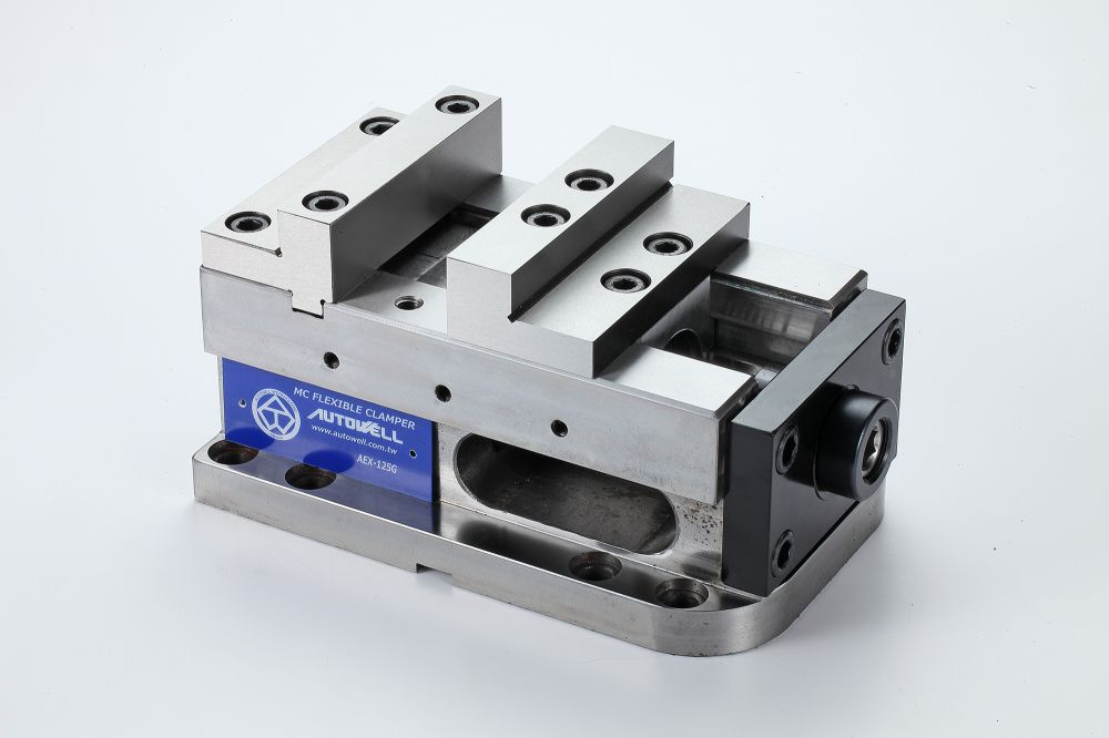 3-AXIS VISE V3-600